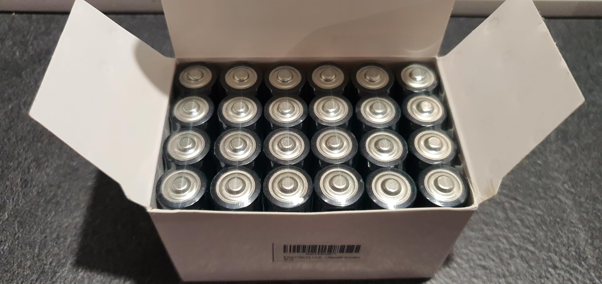 KAMCY LR6 piles AA alcalines lot de 12 1,5V longue durée