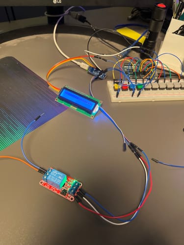 Arduino Nano R4 carte microcontrôleur avec headers
