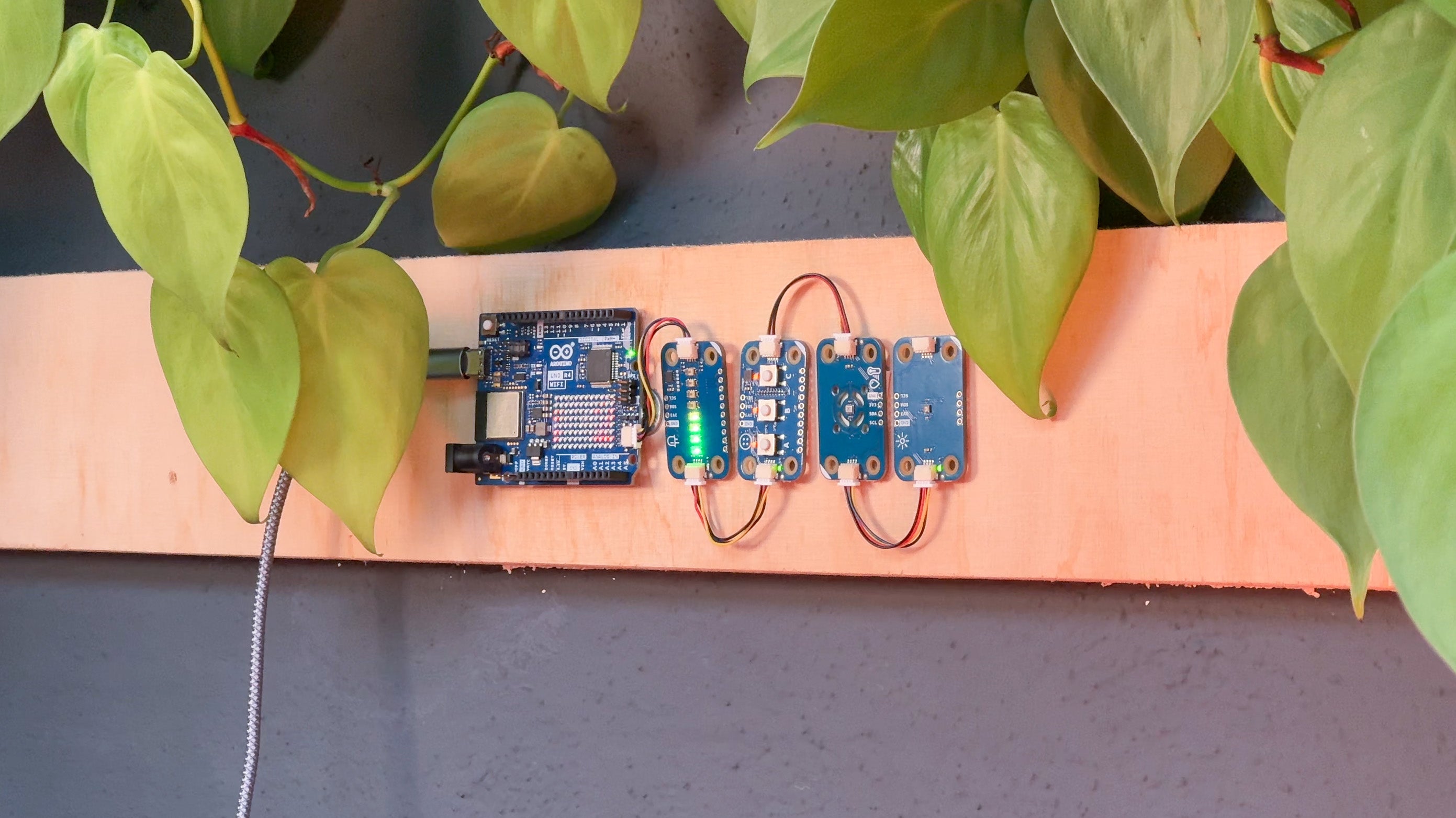 Arduino Modulino Environmental Station Bundle UNO R4 WiFi