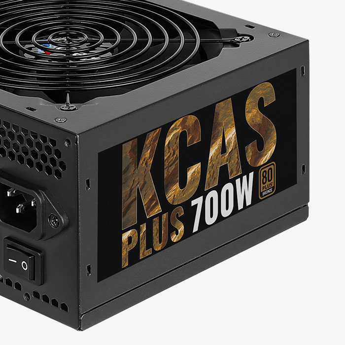 AeroCool KCAS PLUS 700W bloc d’alimentation 700W 80 Plus Bronze