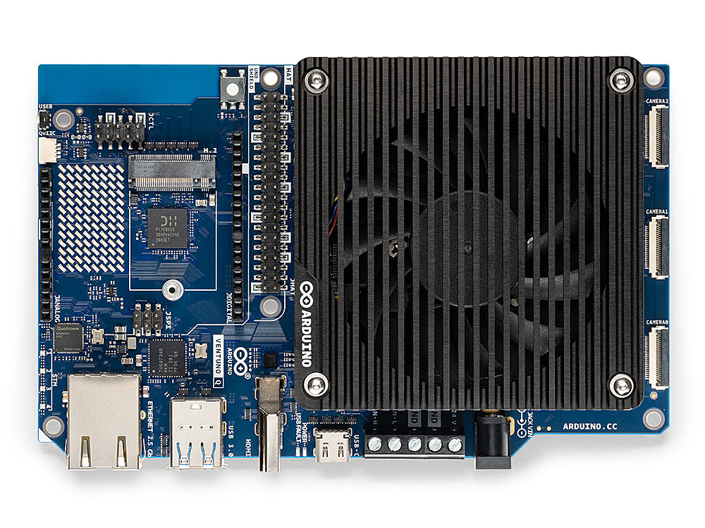 Arduino Ventuno Q carte IA Linux 16 Go edge