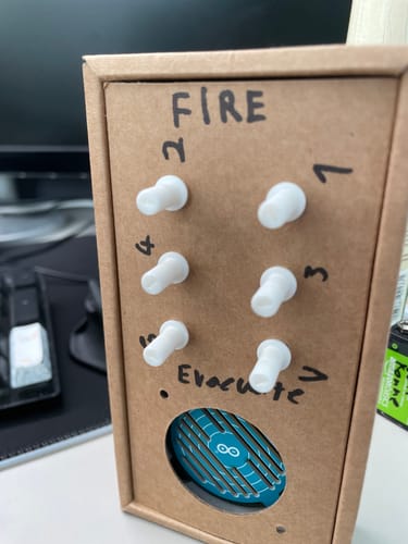 Arduino Make Your UNO Kit électronique à souder synthé