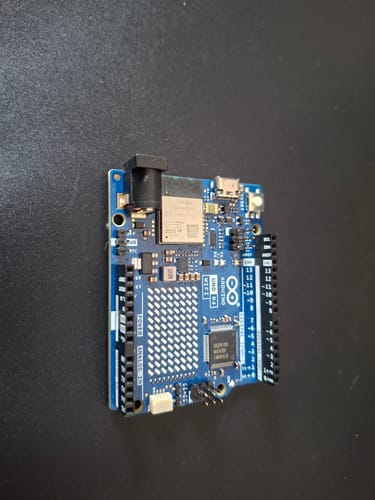 Arduino Uno R4 WiFi carte développement WiFi