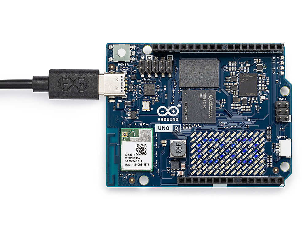 Arduino UNO Q 4GB carte 32GB eMMC Linux