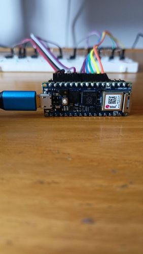 Arduino Nano RP2040 Connect avec headers WiFi Bluetooth