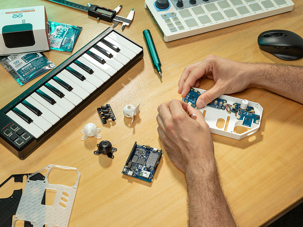 Arduino UNO Q DIY synth bundle kit synthétiseur Modulino