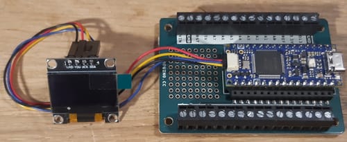 Arduino Nano R4 carte microcontrôleur avec headers