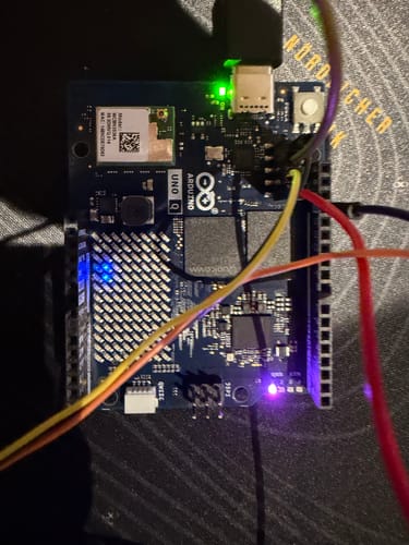 Arduino UNO Q 4GB carte 32GB eMMC Linux