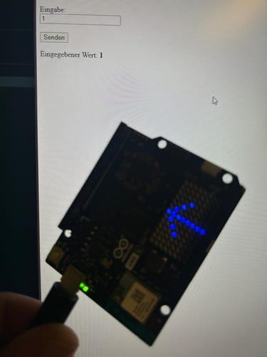 Arduino UNO Q 4GB carte 32GB eMMC Linux